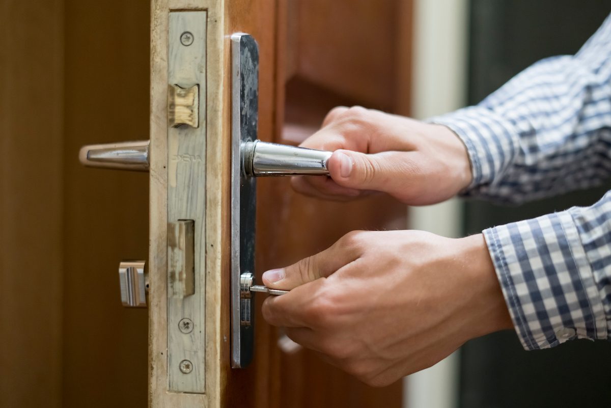 When to Tell Your Landlord You Need a New Lock